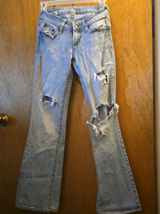 Bullhead Denim - Vintage Y2K Bullhead Light Blue Ripped Flare Jeans
